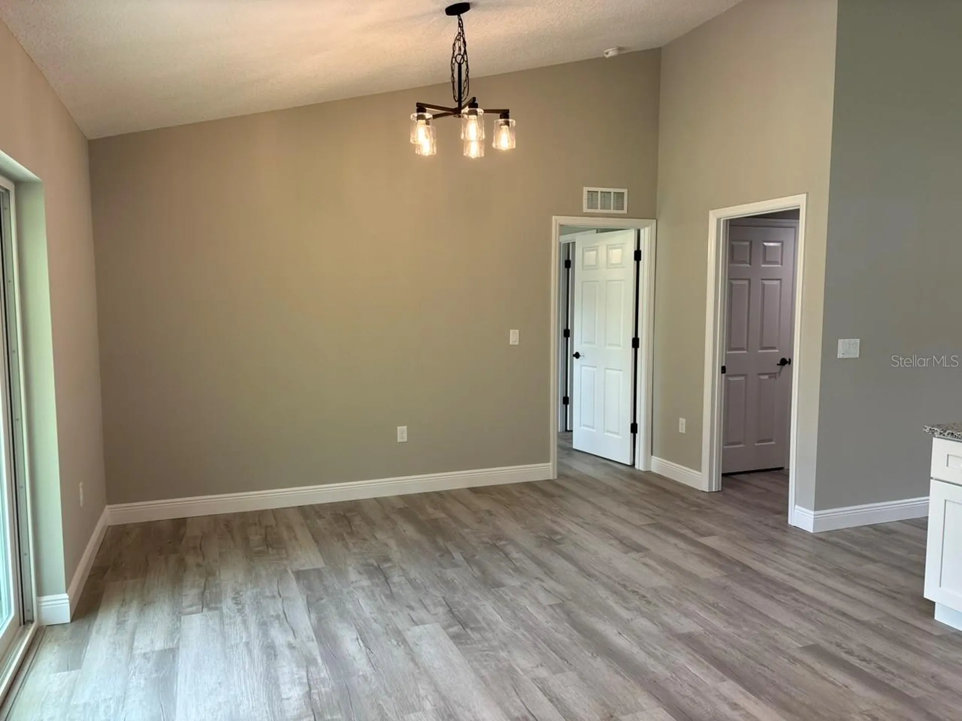 8468 N Empire Avenue Dunnellon FL 34433