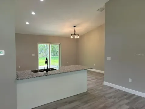 8468 N Empire Avenue Dunnellon FL 34433