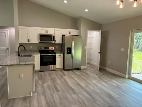 8468 N Empire Avenue Dunnellon FL 34433