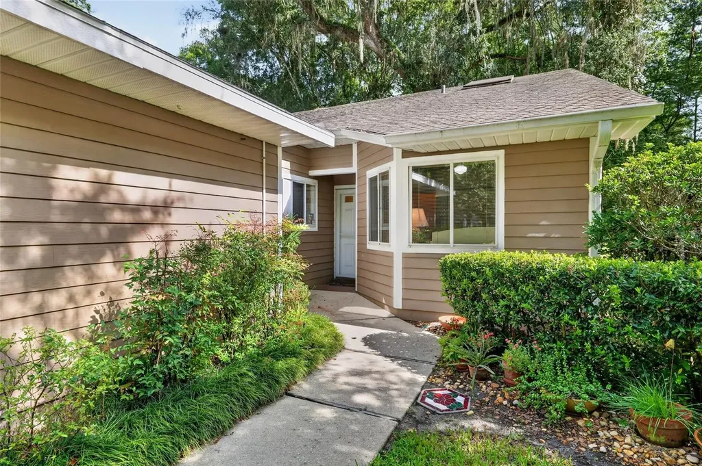 854 SW 51st Way Gainesville FL 32607