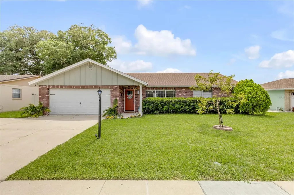 2952 Carriage Drive South Daytona FL 32119