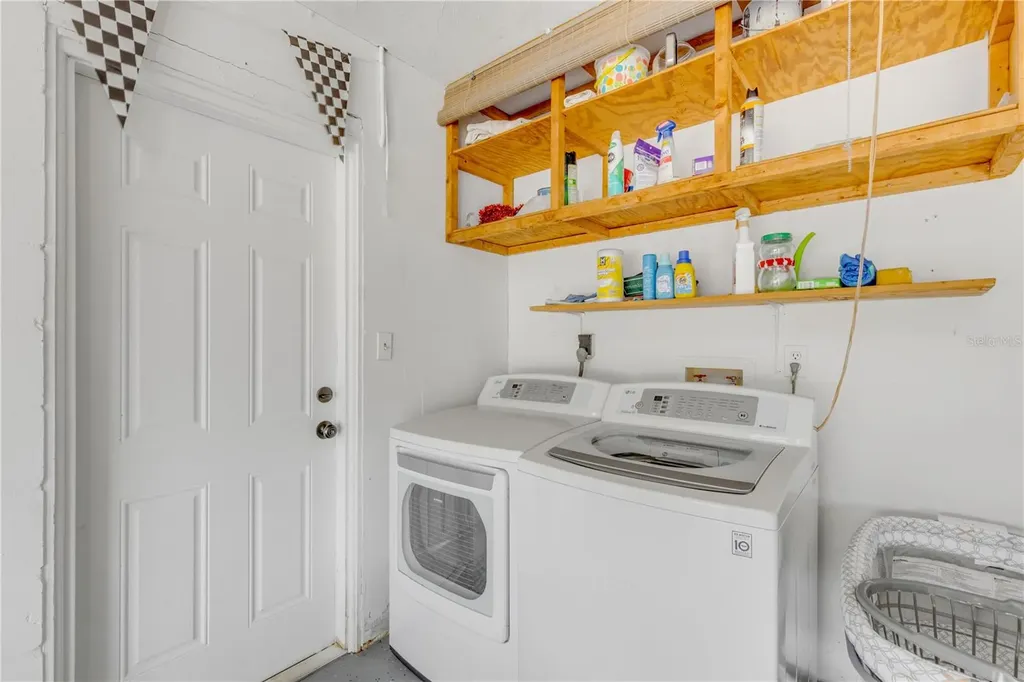 2952 Carriage Drive South Daytona FL 32119