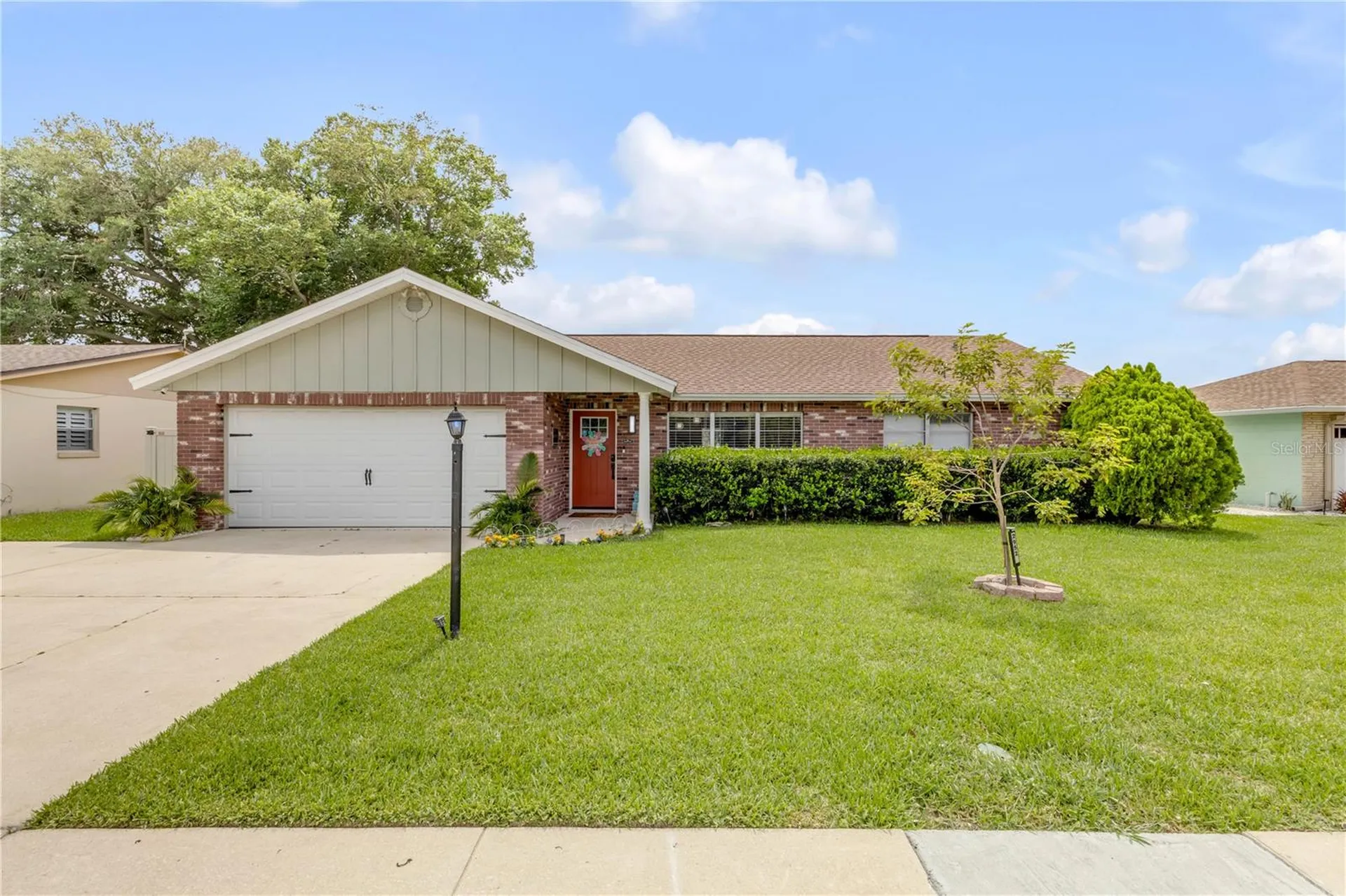 2952 Carriage Drive South Daytona FL 32119