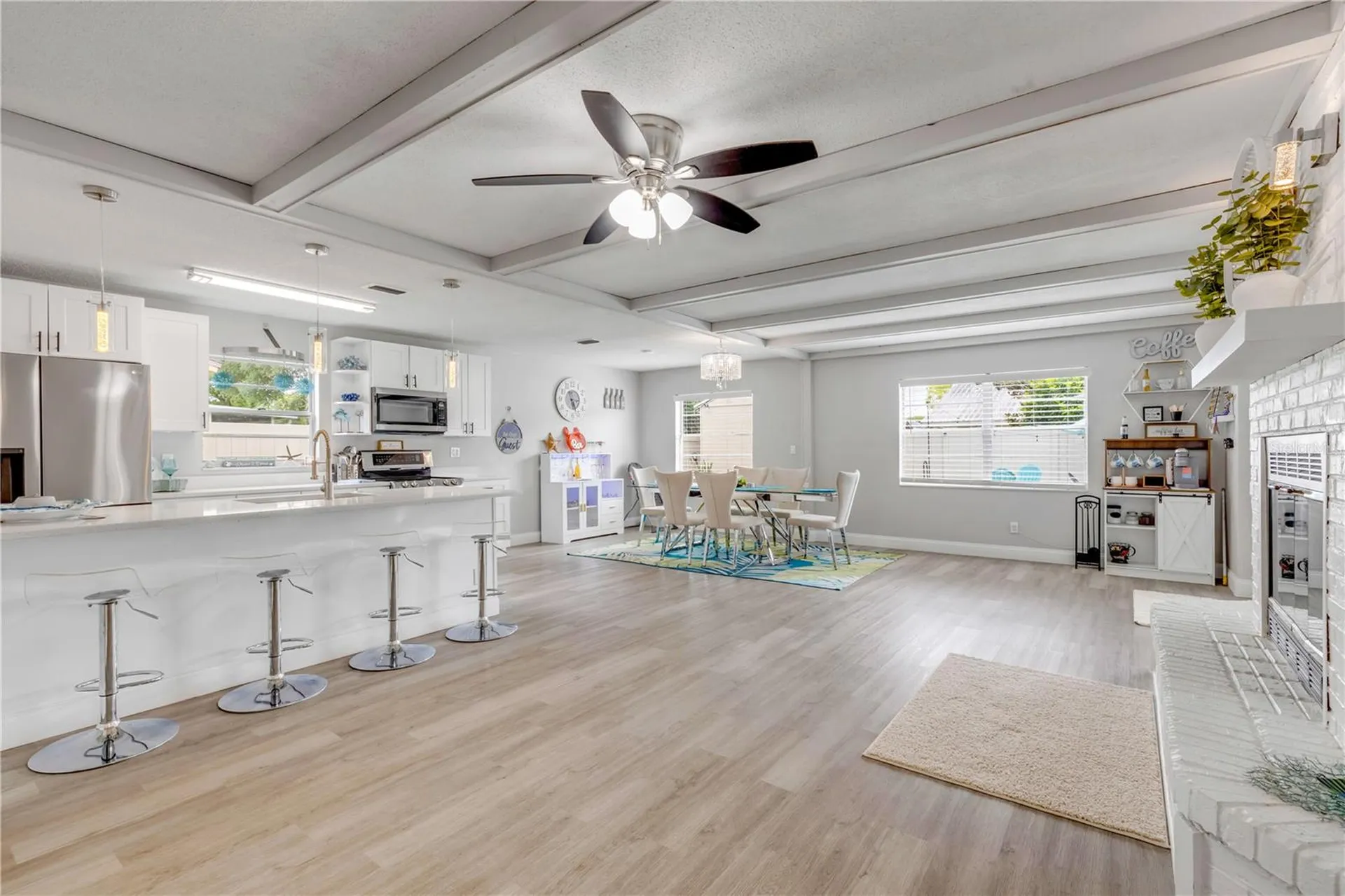 2952 Carriage Drive South Daytona FL 32119