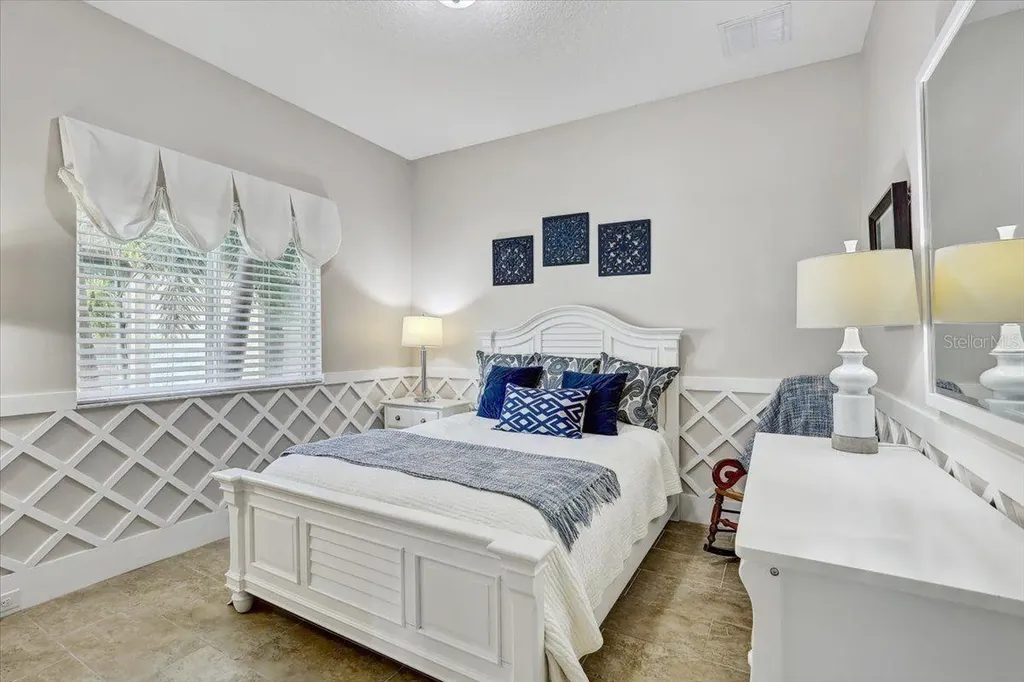 7209 Meeting House Lane Apollo Beach FL 33572