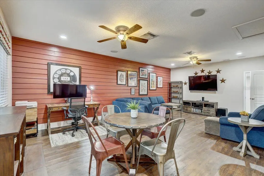 7209 Meeting House Lane Apollo Beach FL 33572