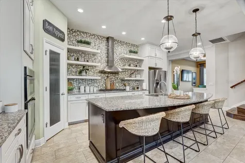 7209 Meeting House Lane Apollo Beach FL 33572