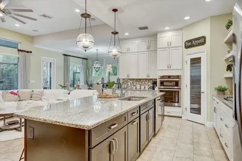 7209 Meeting House Lane Apollo Beach FL 33572