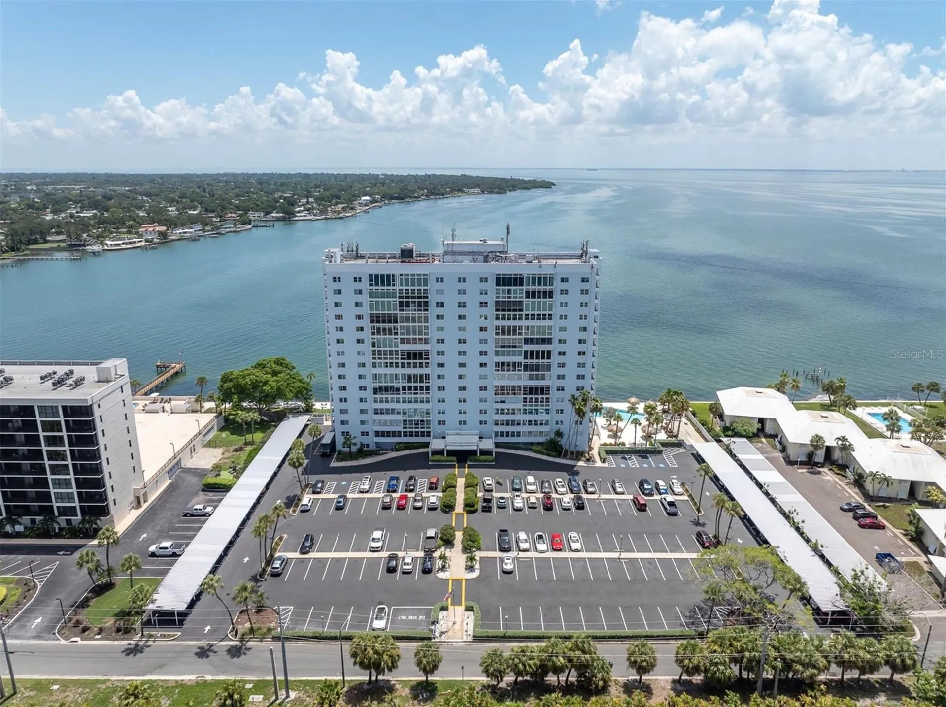 7200 Sunshine Skyway Ln S St Petersburg FL 33711