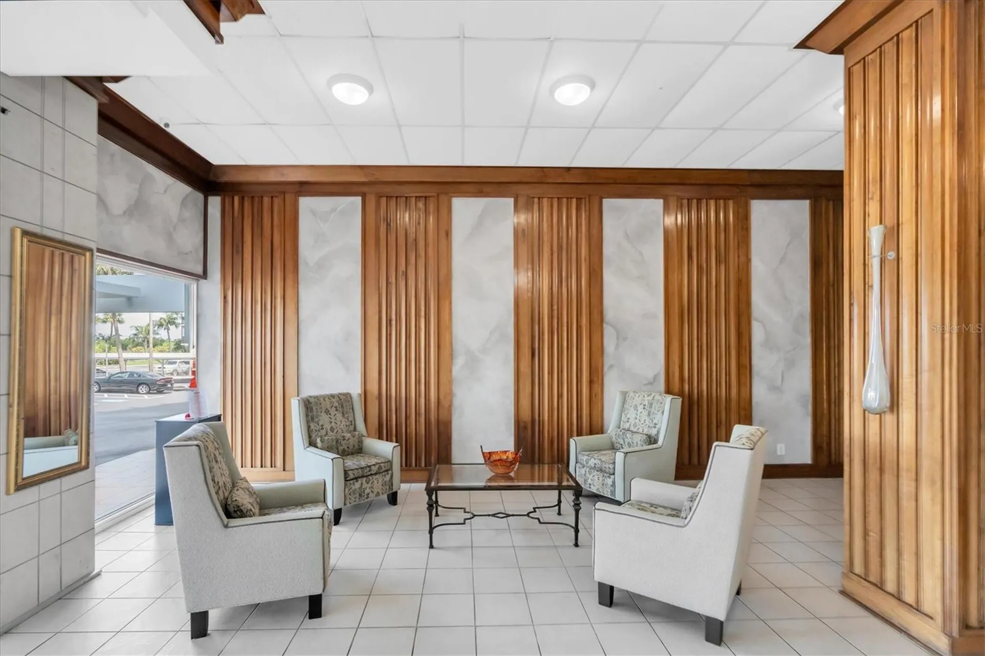 7200 Sunshine Skyway Ln S St Petersburg FL 33711