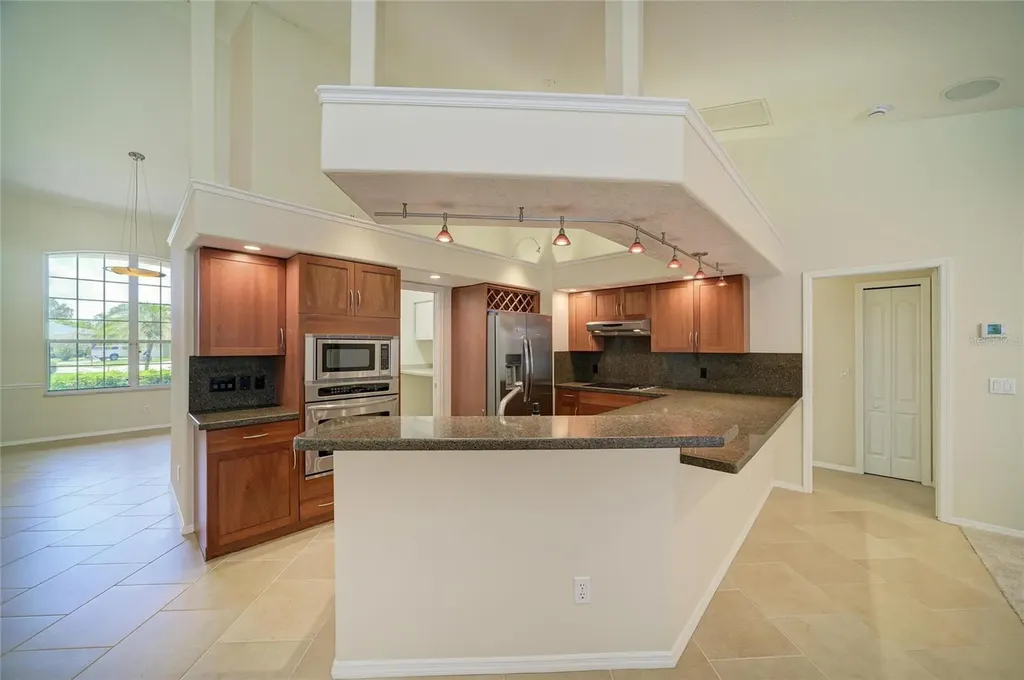6401 Kylie Creek Way Sarasota FL 34240