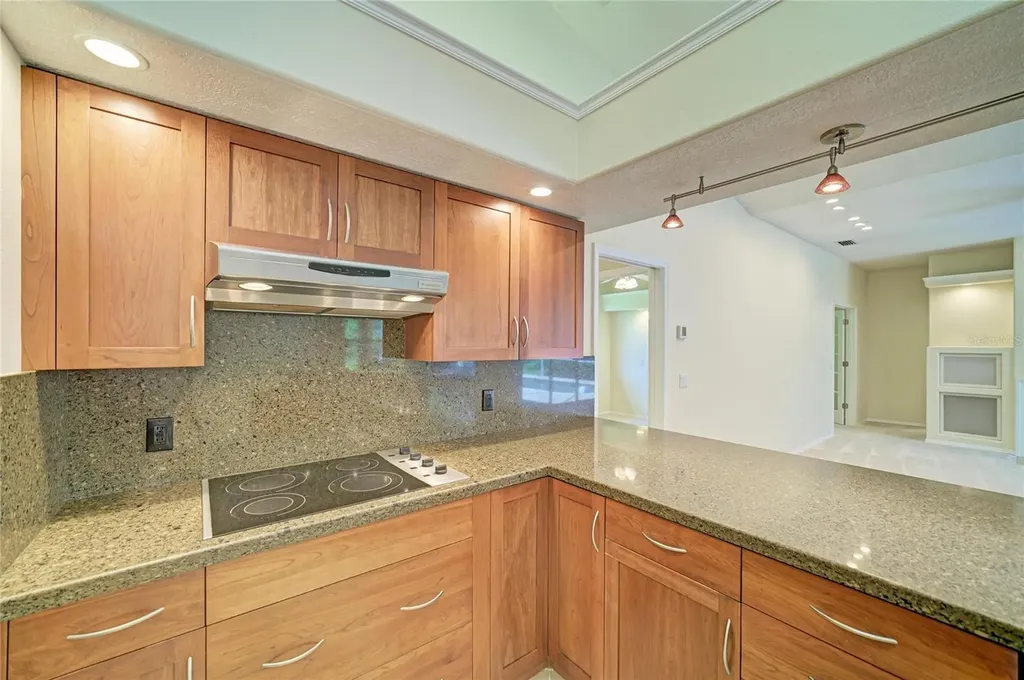 6401 Kylie Creek Way Sarasota FL 34240