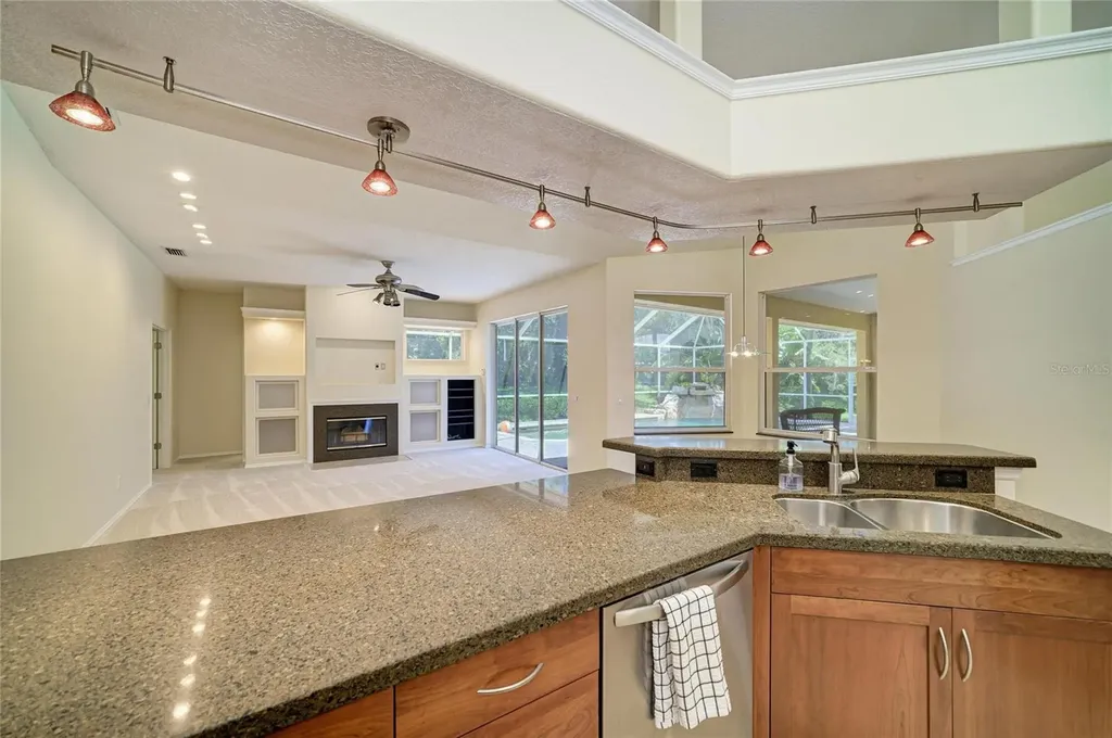 6401 Kylie Creek Way Sarasota FL 34240