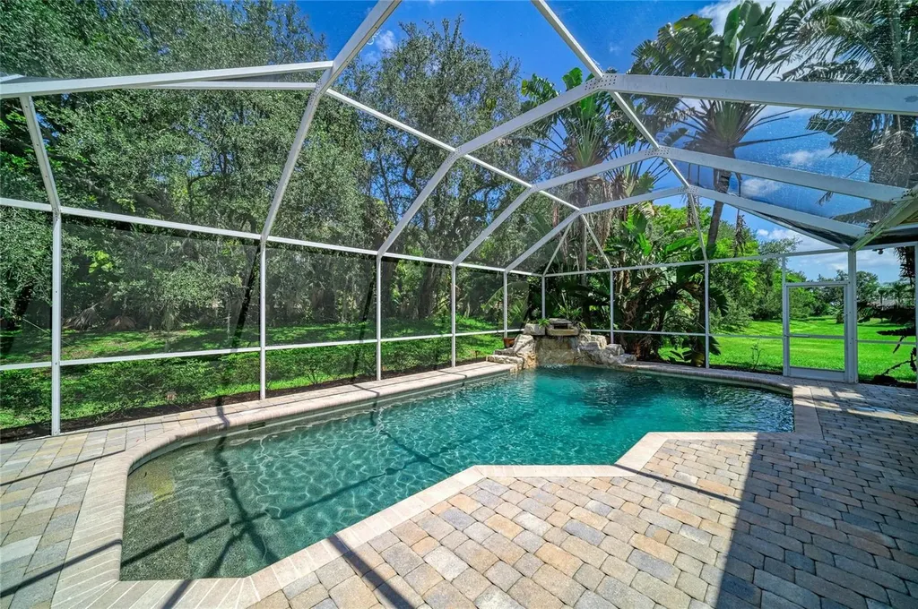 6401 Kylie Creek Way Sarasota FL 34240