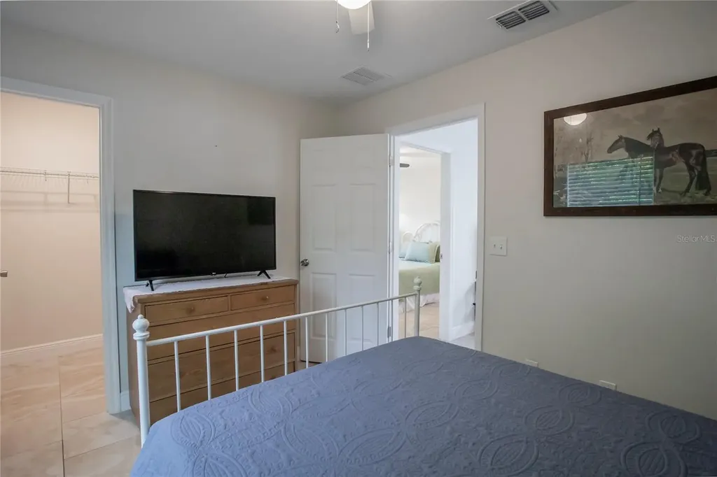 1202 S Dewey Street Eustis FL 32726