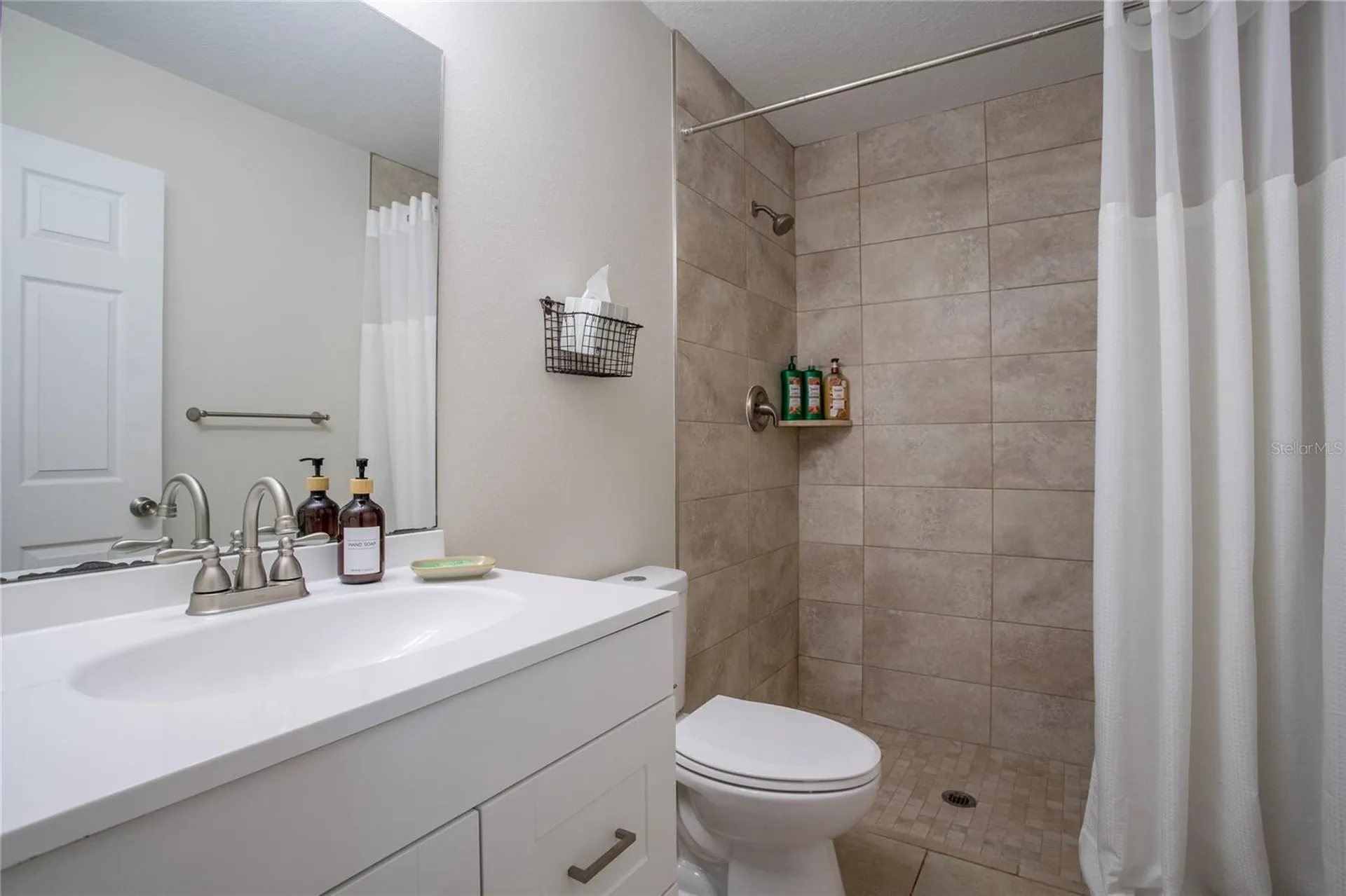 1202 S Dewey Street Eustis FL 32726