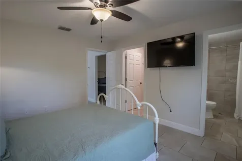 1202 S Dewey Street Eustis FL 32726