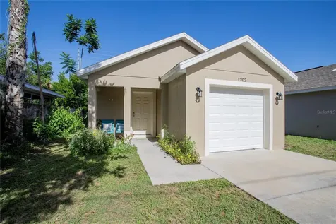 1202 S Dewey Street Eustis FL 32726