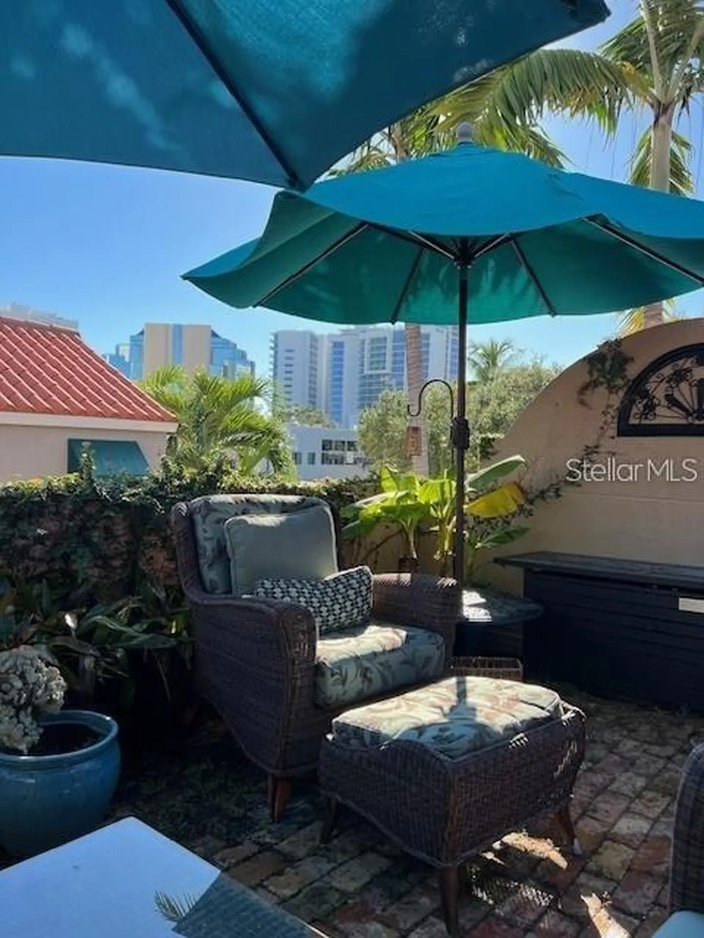 200 Cocoanut Avenue Sarasota FL 34236