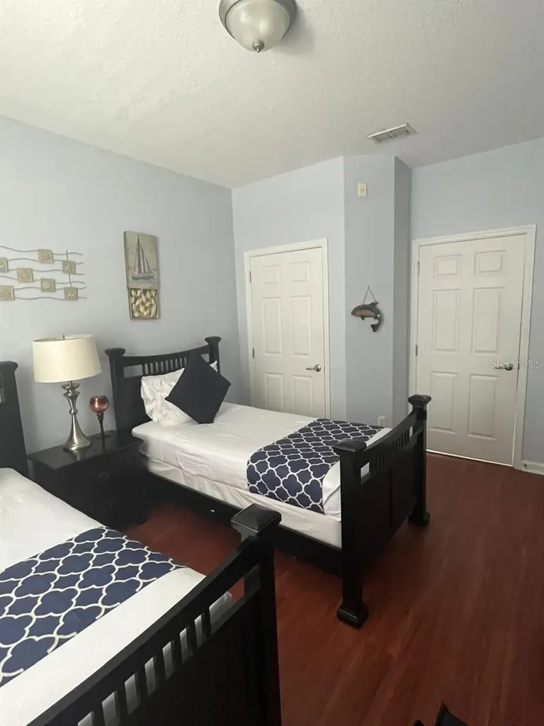 4024 Breakview Drive Orlando FL 32819