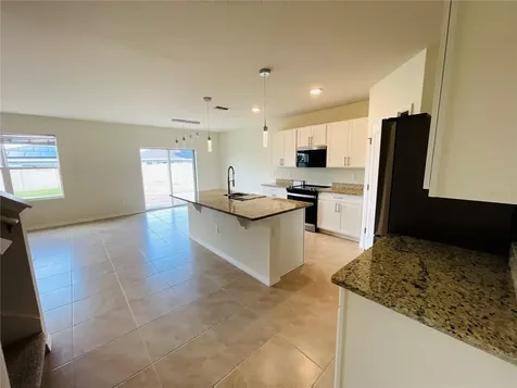 975 Serchio Street Haines City FL 33844