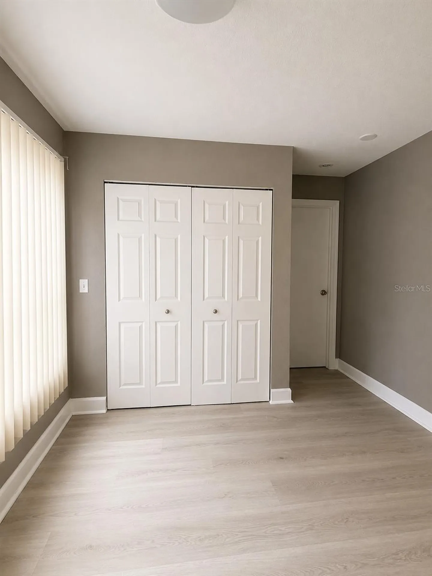 5124 Conroy Road Orlando FL 32811