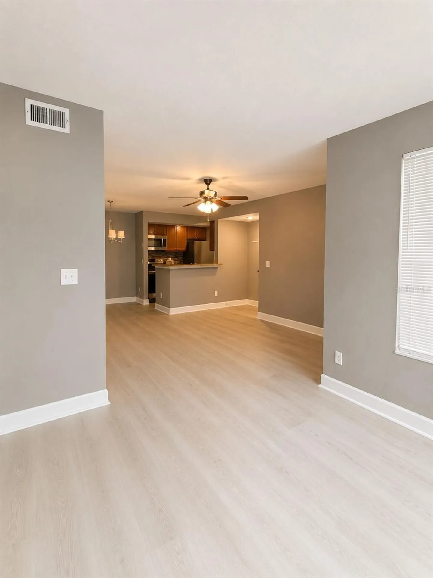 5124 Conroy Road Orlando FL 32811