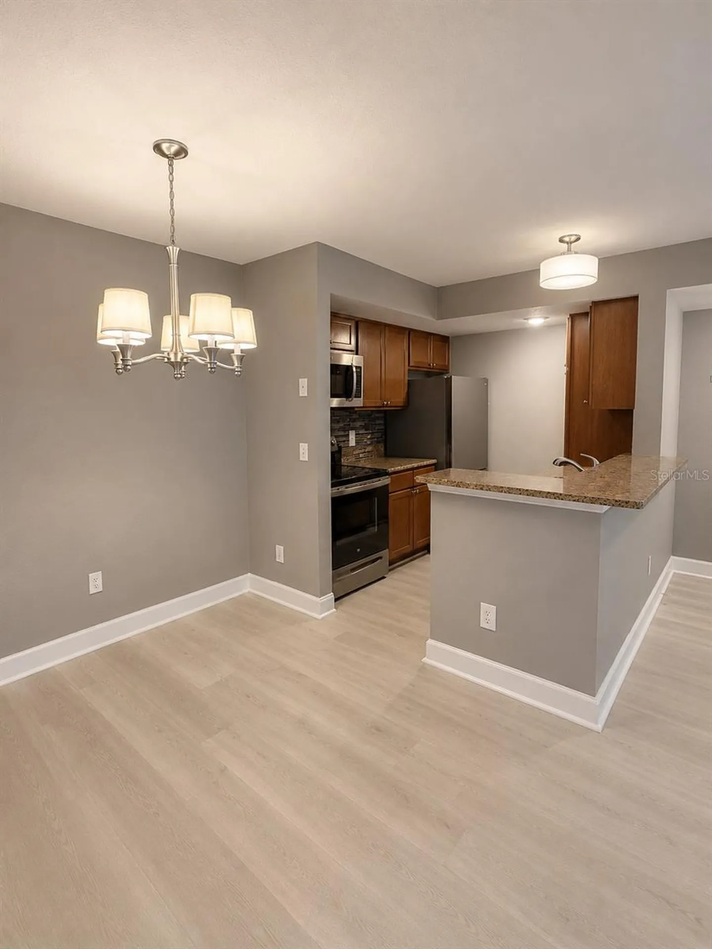 5124 Conroy Road Orlando FL 32811