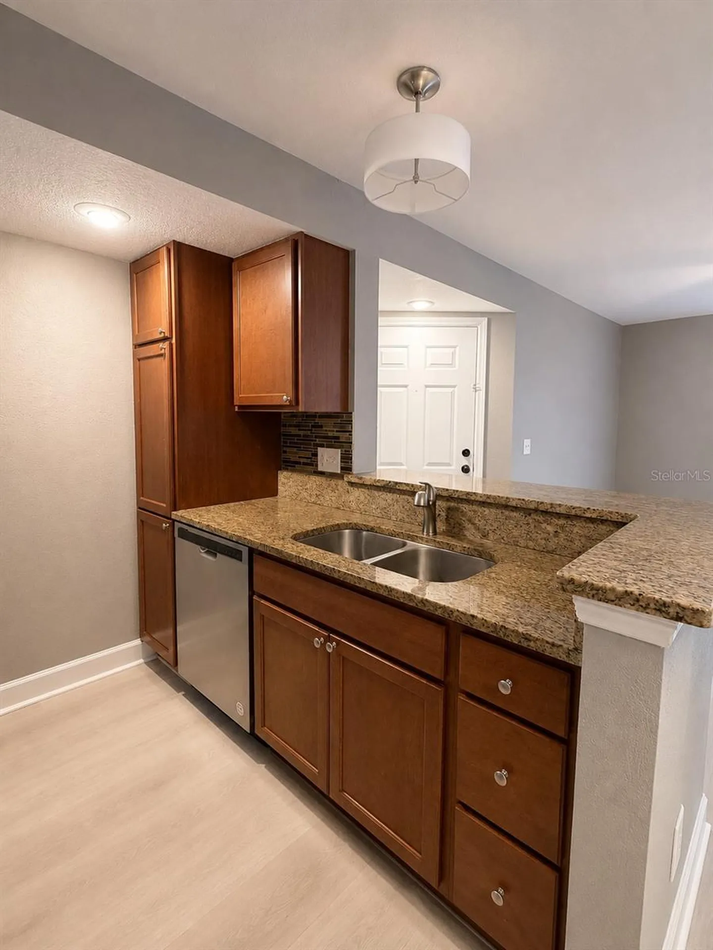 5124 Conroy Road Orlando FL 32811