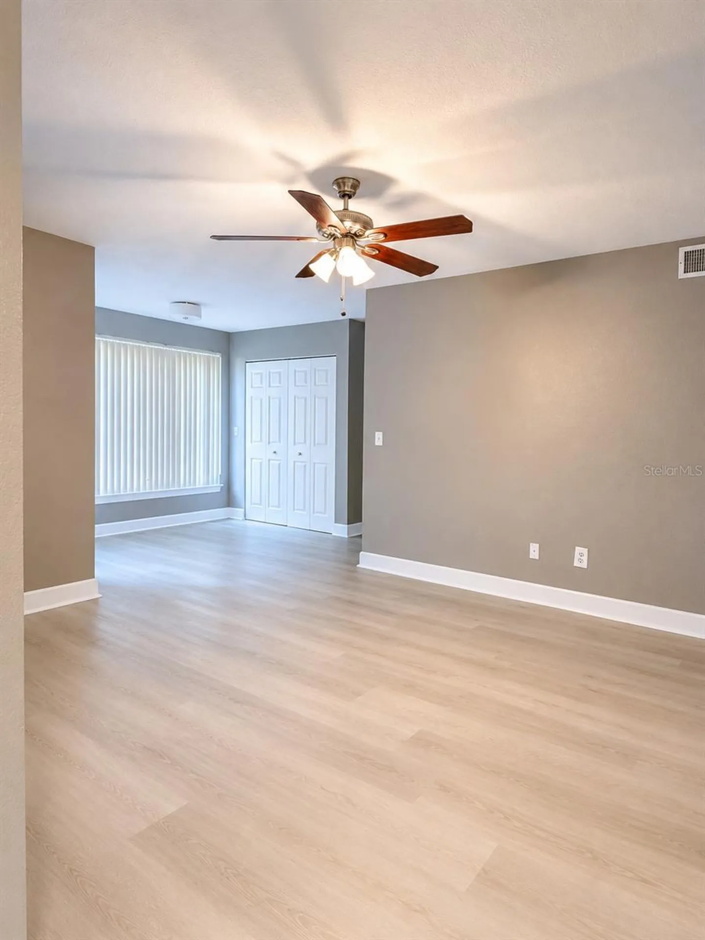 5124 Conroy Road Orlando FL 32811