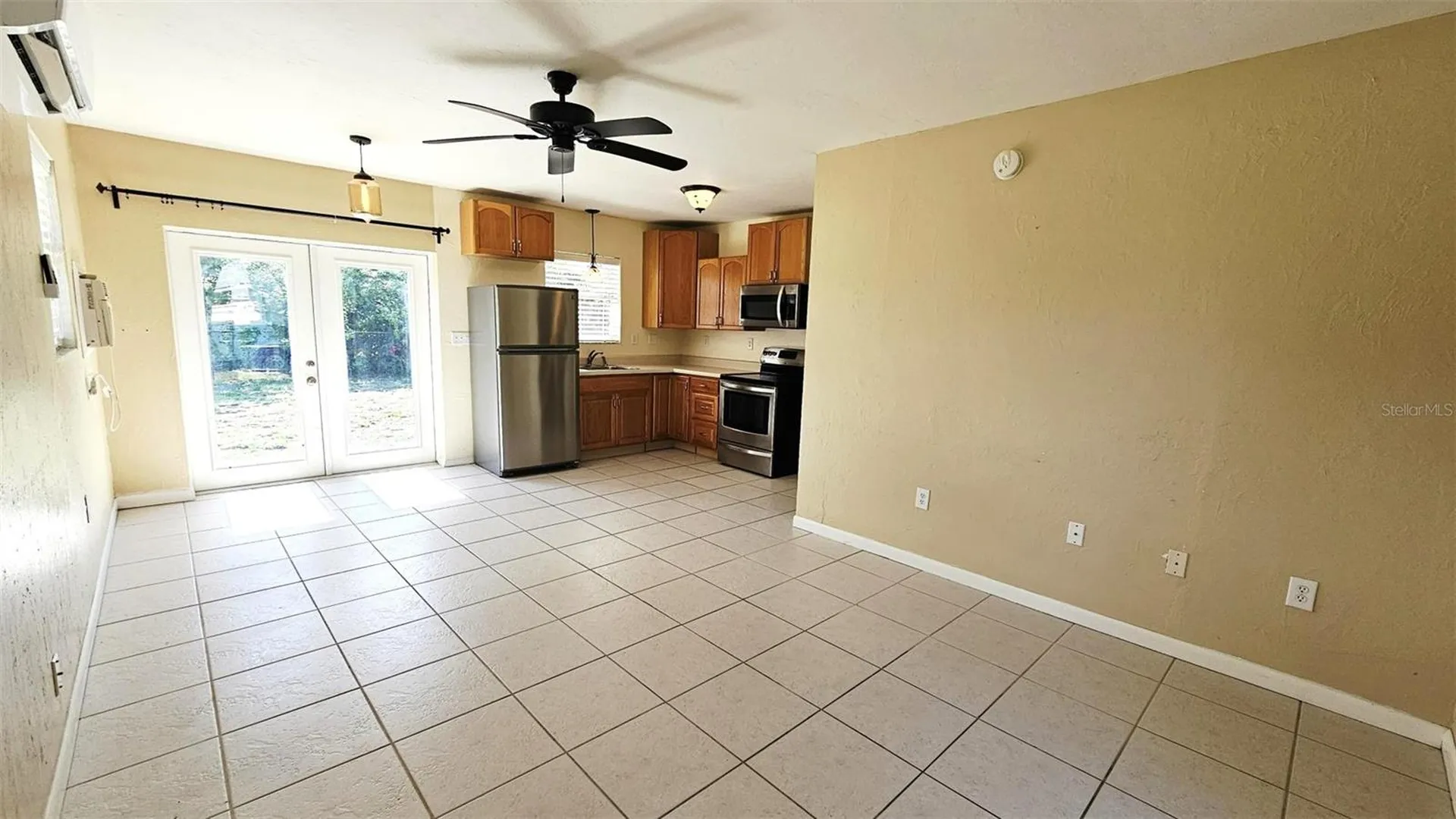 865 Palm Avenue Englewood FL 34223
