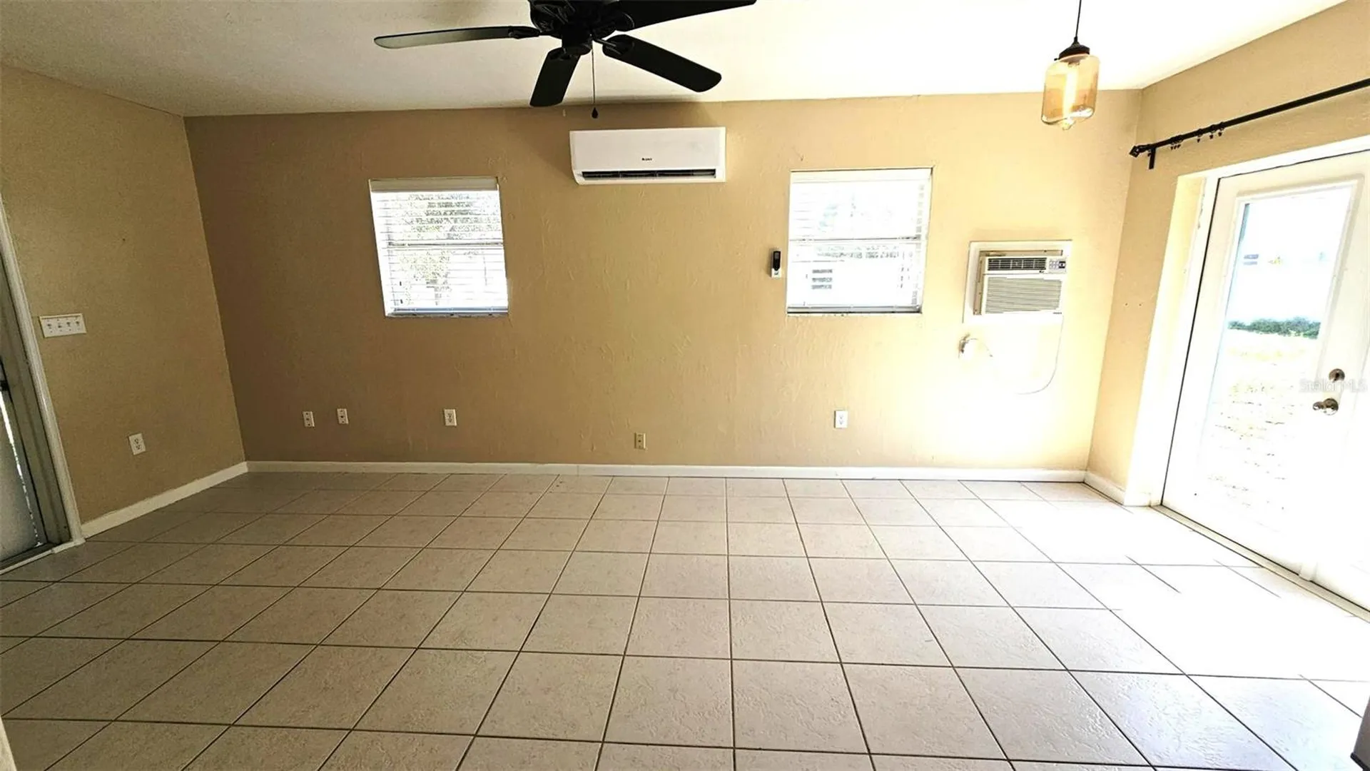 865 Palm Avenue Englewood FL 34223