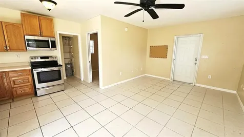 865 Palm Avenue Englewood FL 34223
