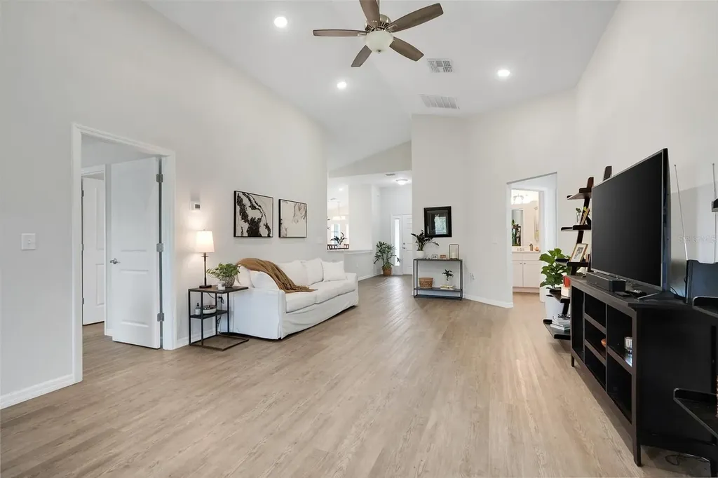 3050 Sunscape Terrace Groveland FL 34736