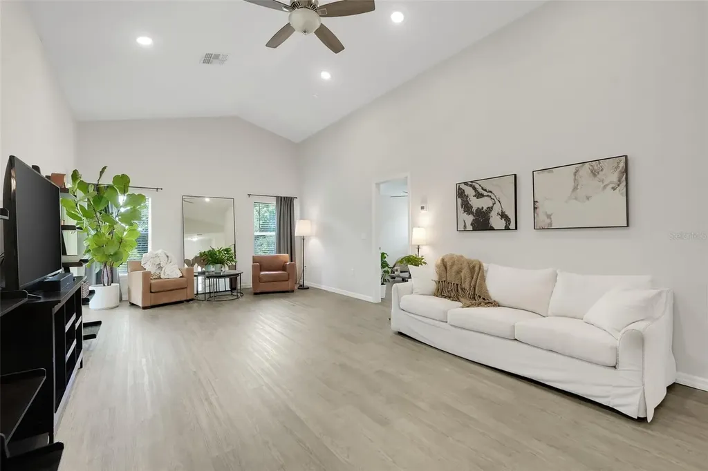 3050 Sunscape Terrace Groveland FL 34736