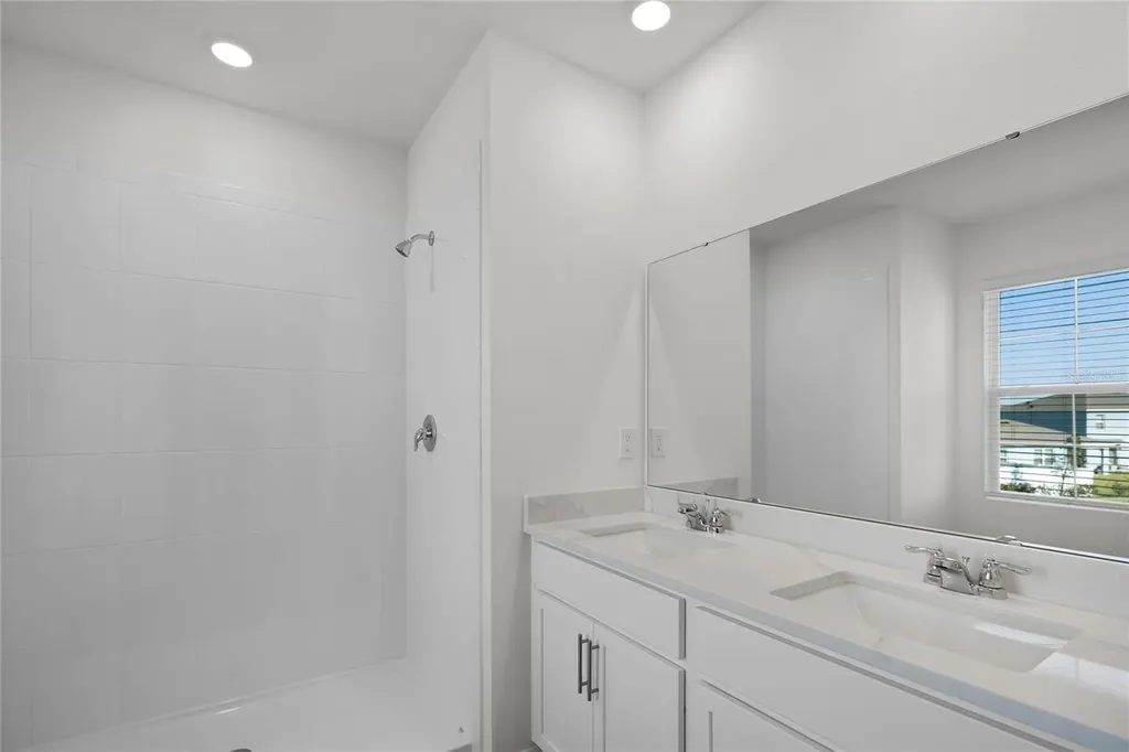 1734 Hummingbird Road Winter Haven FL 33884
