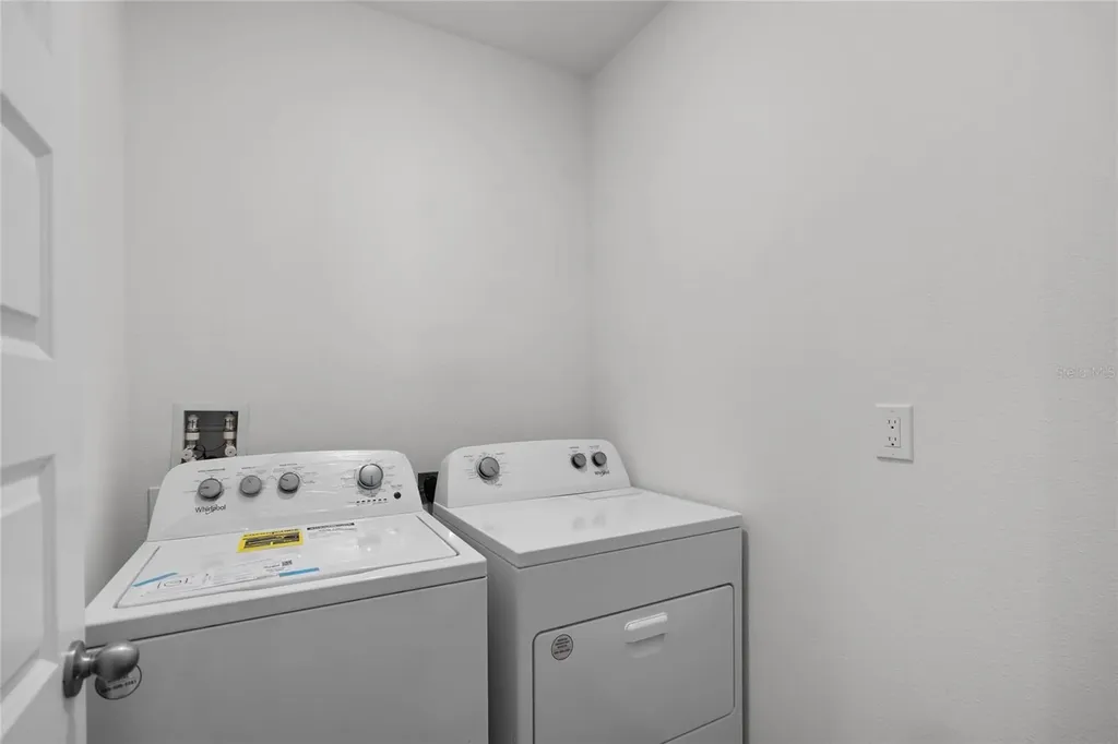 1734 Hummingbird Road Winter Haven FL 33884