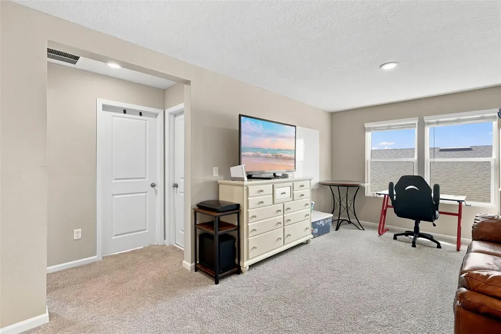 832 Griffon Avenue Lake Alfred FL 33850