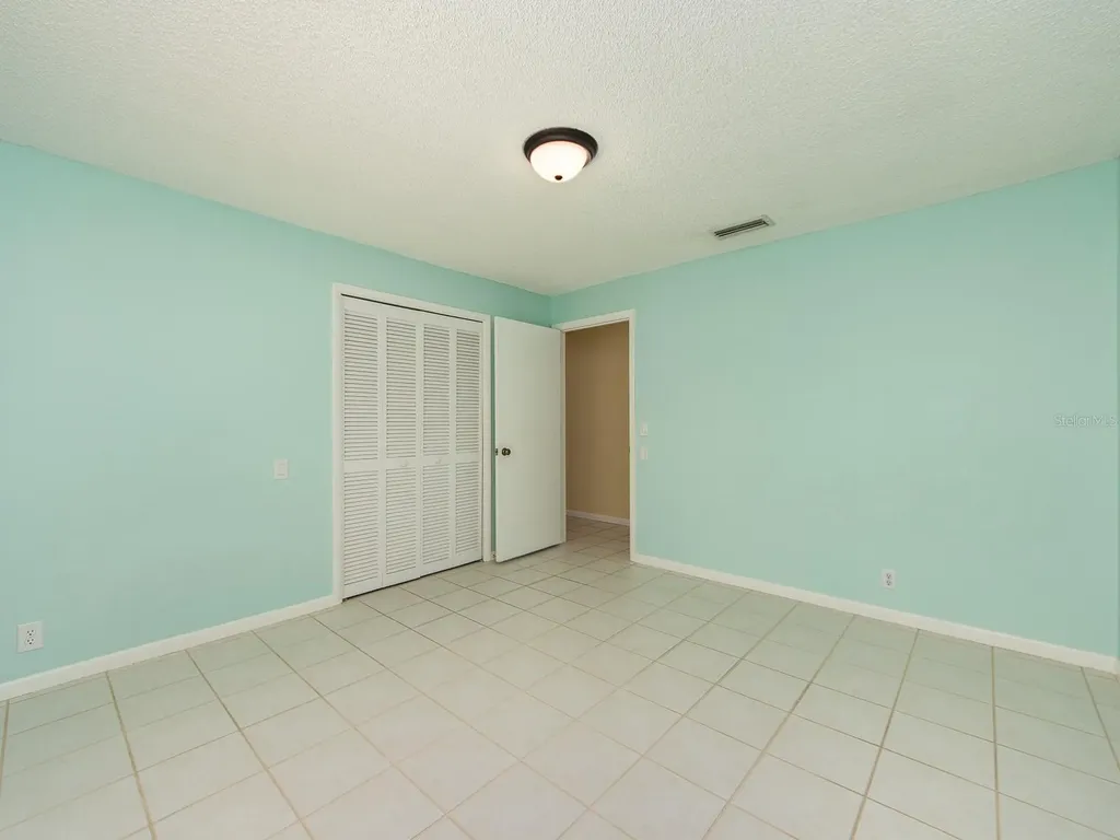 1612 Midnight Pass Way Clearwater FL 33765