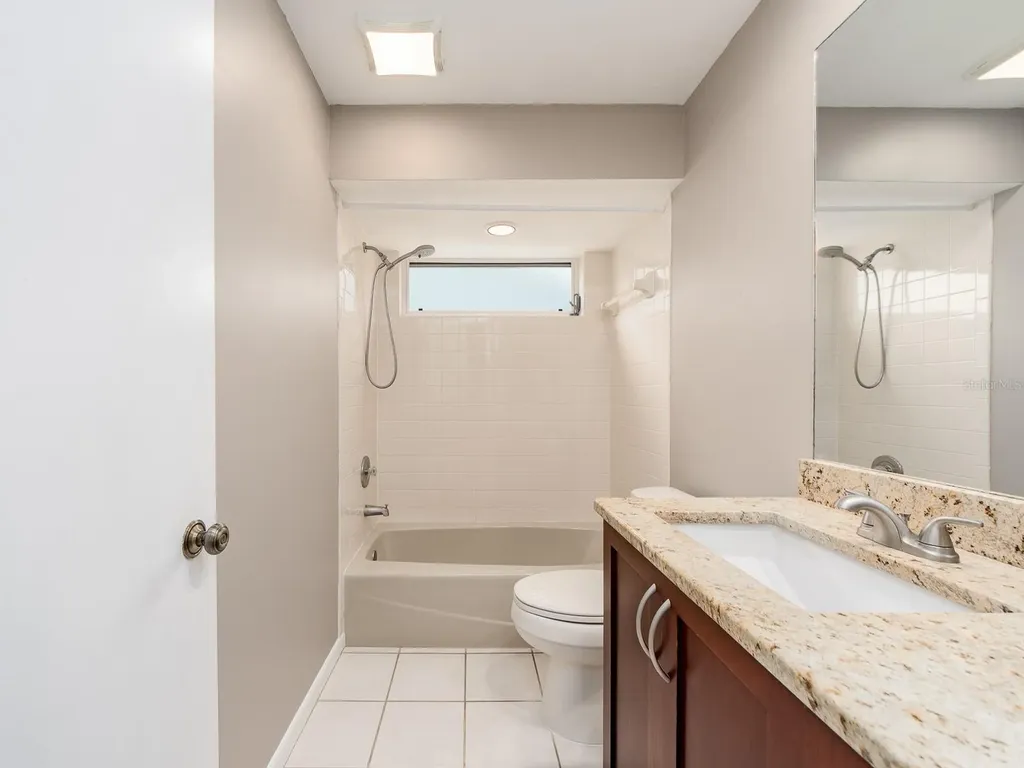 1612 Midnight Pass Way Clearwater FL 33765