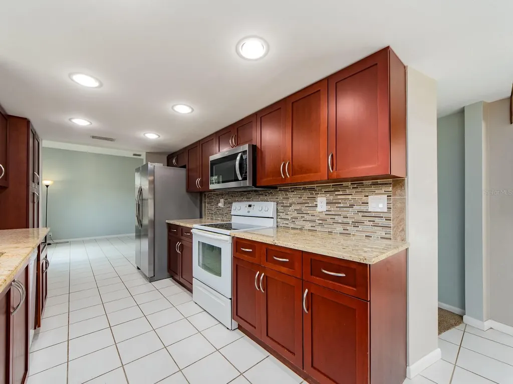 1612 Midnight Pass Way Clearwater FL 33765