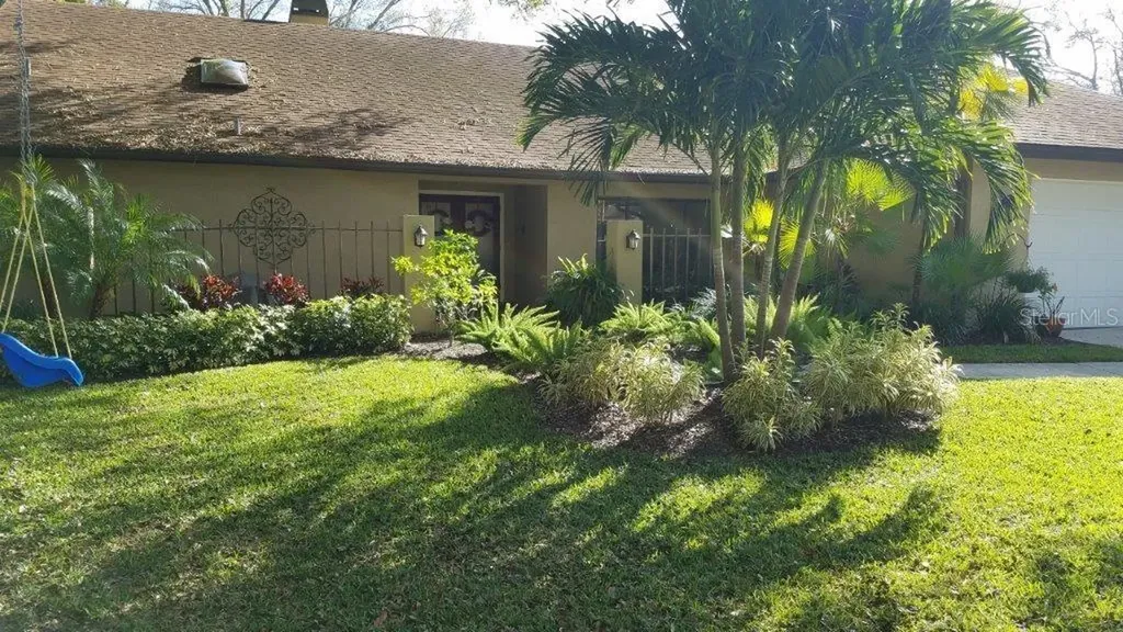 392 Lakeview Terrace Palm Harbor FL 34683