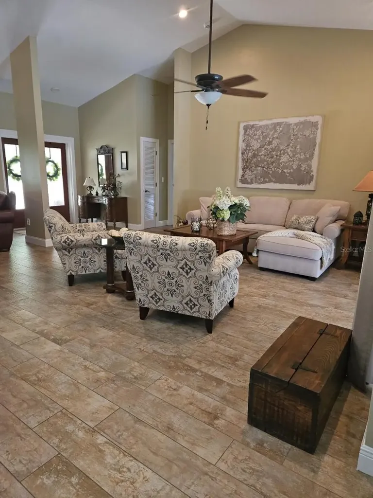392 Lakeview Terrace Palm Harbor FL 34683