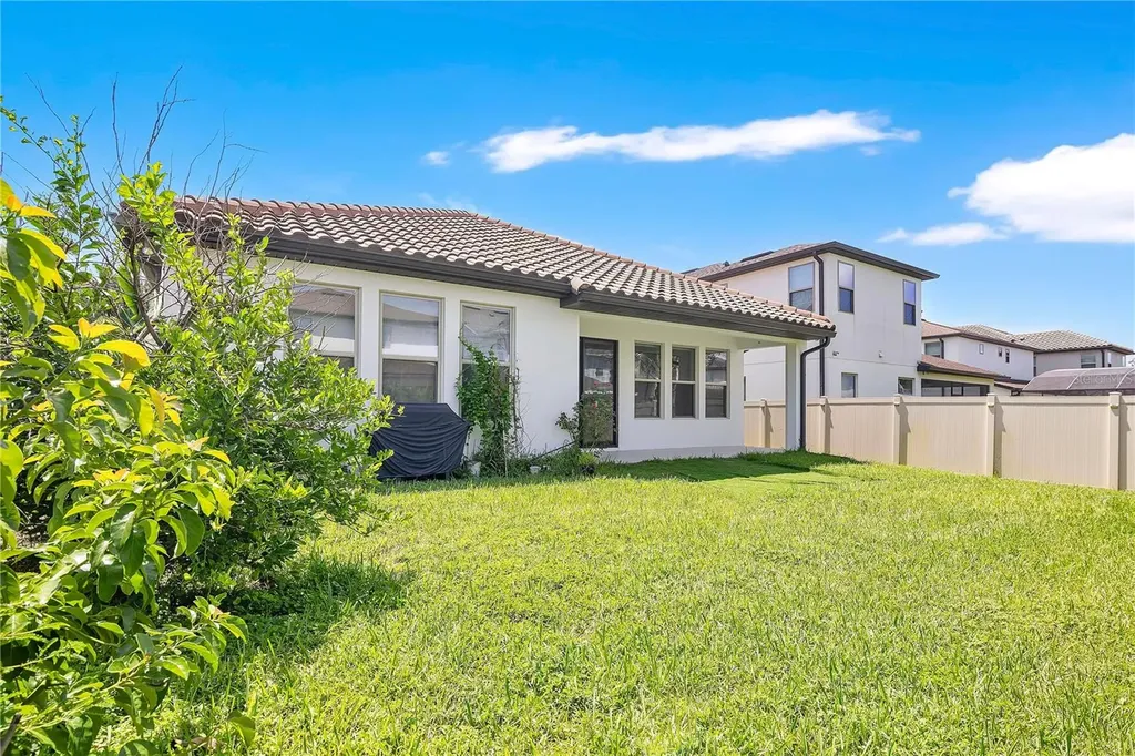 8318 Vivaro Isle Way Windermere FL 34786