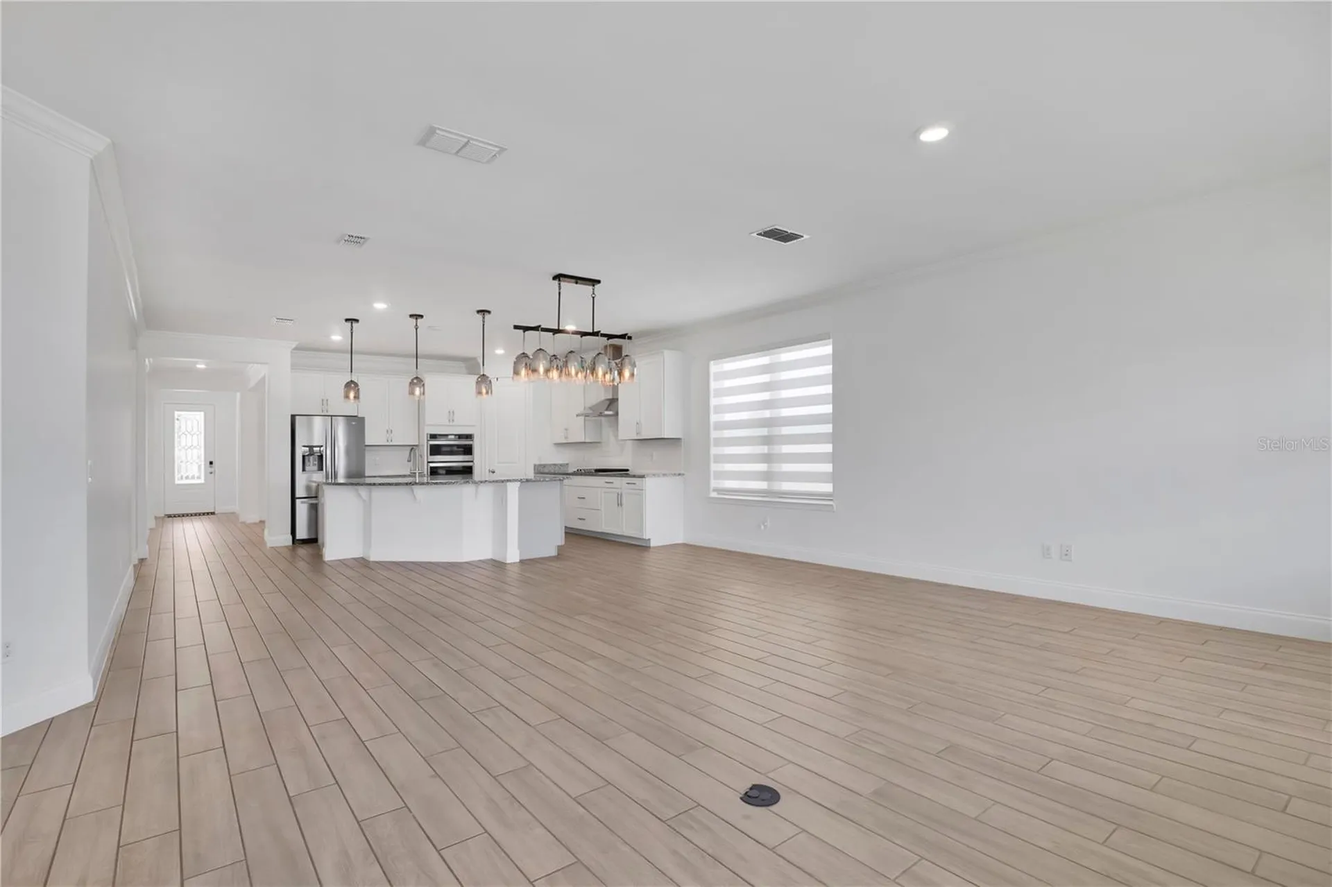 8318 Vivaro Isle Way Windermere FL 34786