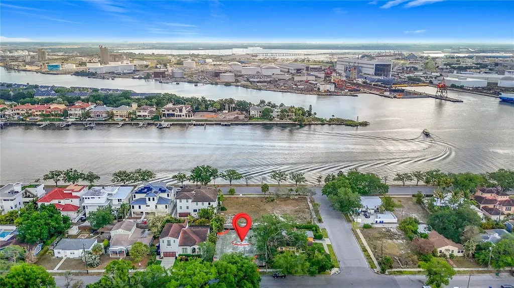 329 Columbia Drive Tampa FL 33606