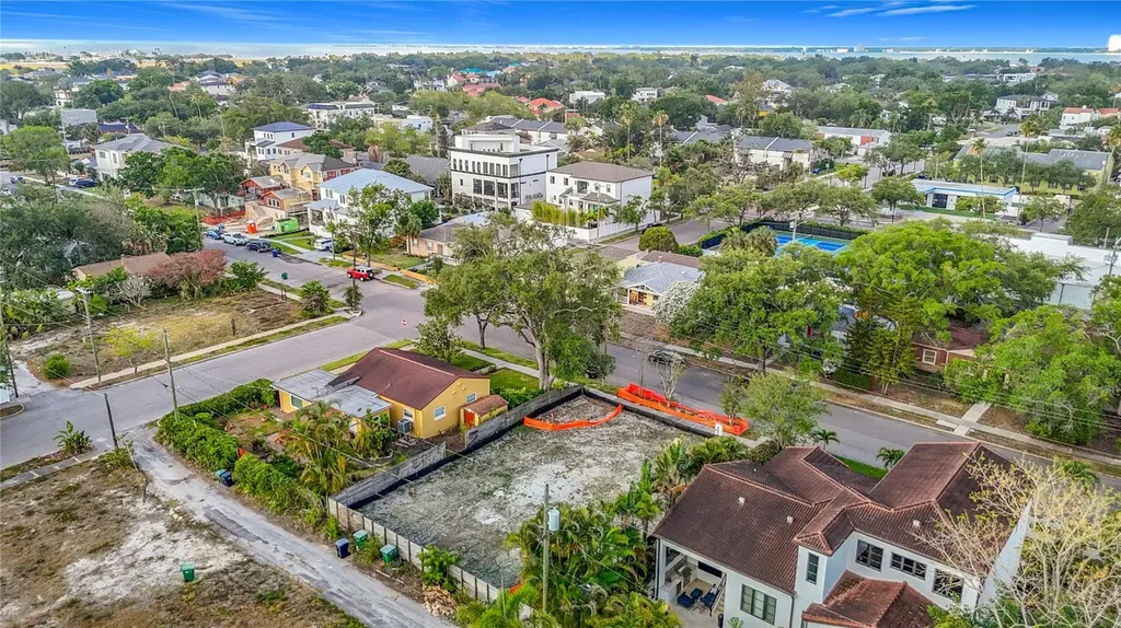 329 Columbia Drive Tampa FL 33606