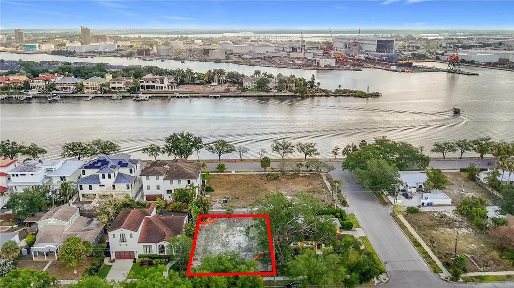 329 Columbia Drive Tampa FL 33606