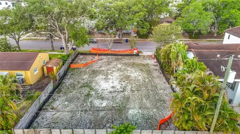 329 Columbia Drive Tampa FL 33606