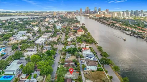 329 Columbia Drive Tampa FL 33606